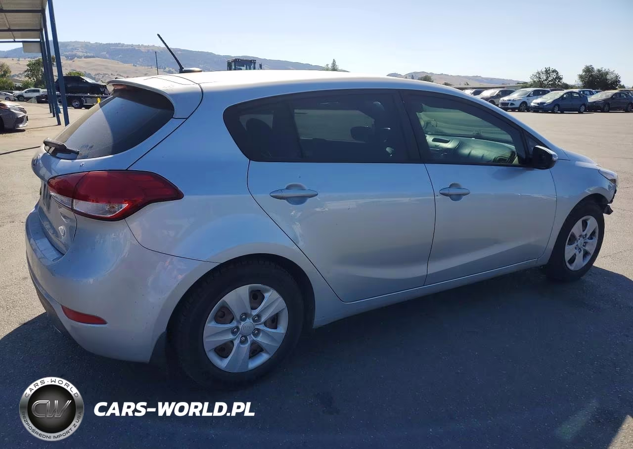 2018 Kia Forte Lx VIN:KNAFK5A82J5773818 - 3