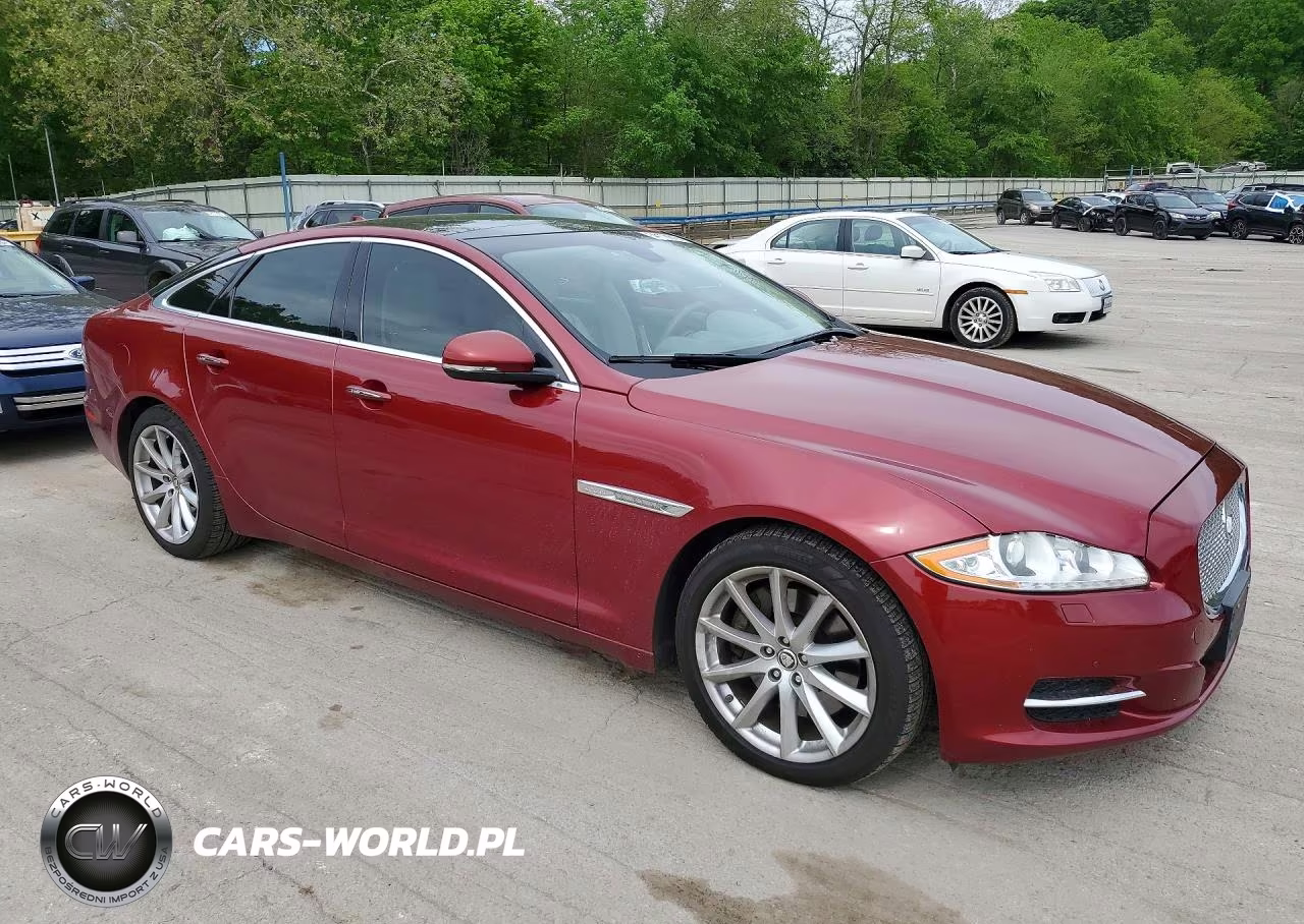 2013 Jaguar Xj VIN:SAJWJ1CD2D8V49221 - 4