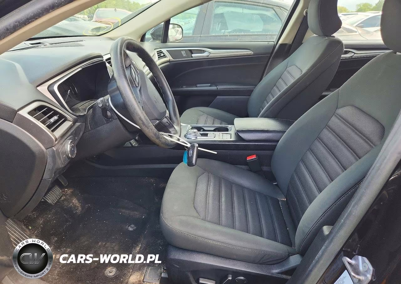 2019 Ford Fusion Se VIN:3FA6P0LU4KR197929 - 7