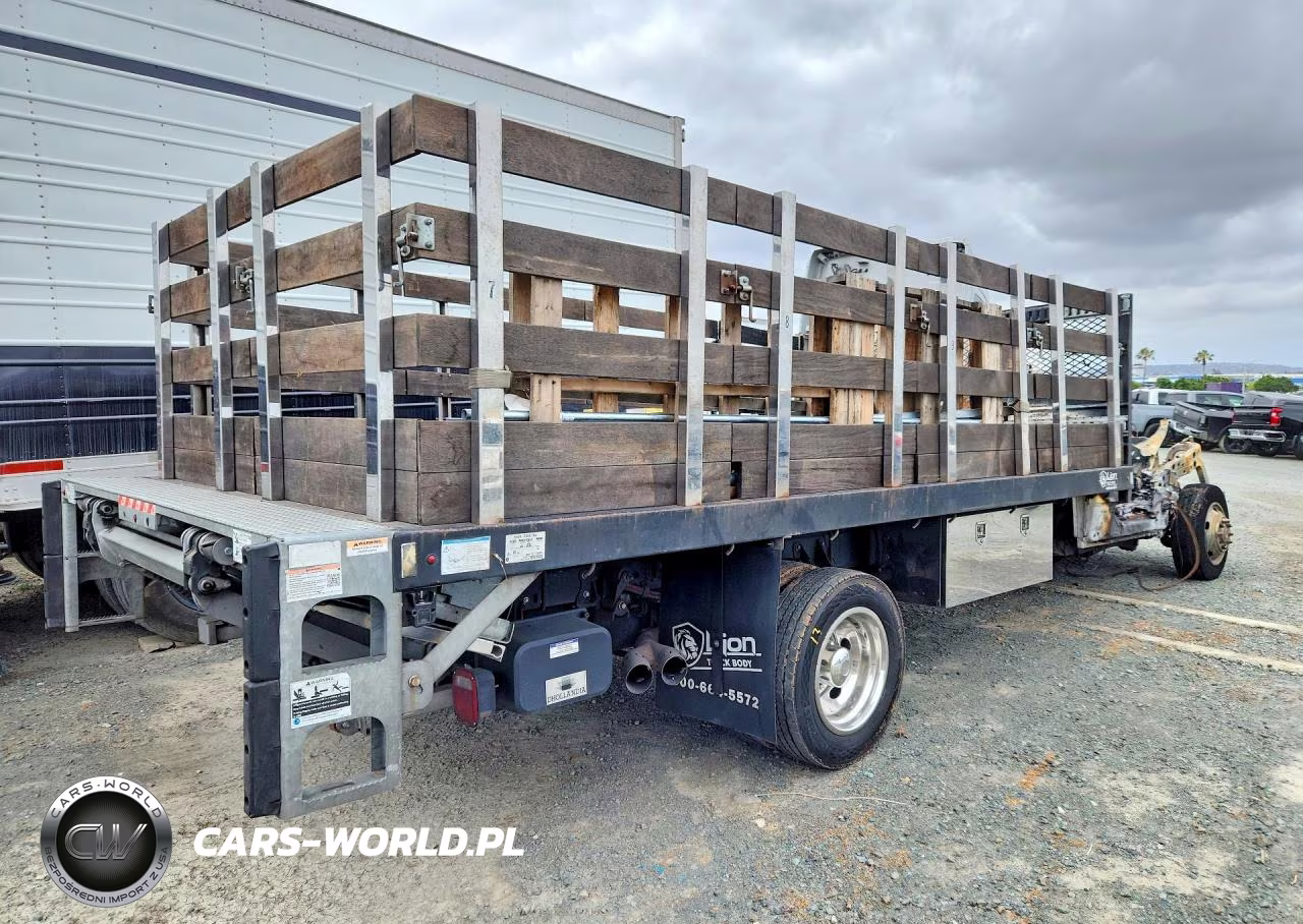 2019 Ford F550 Super Duty VIN:1FDUF5GT1KEG75418 - 3
