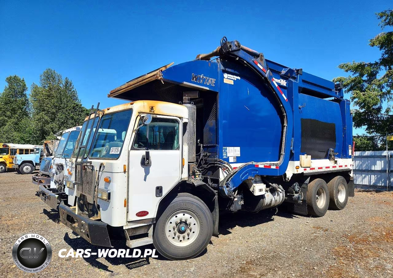 2015 Peterbilt 320 Refuse Truck VIN:3BPZLH0X2FF260940 - 2