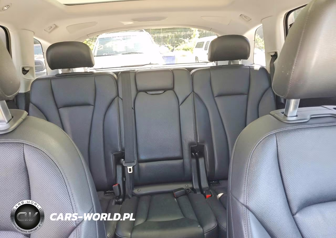2018 Audi Q7 Prestige VIN:WA1VAAF73JD015562 - 10