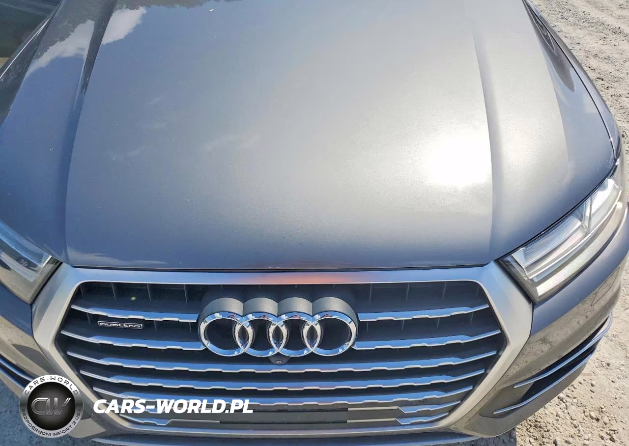 2018 Audi Q7 Prestige VIN:WA1VAAF73JD015562 - 12