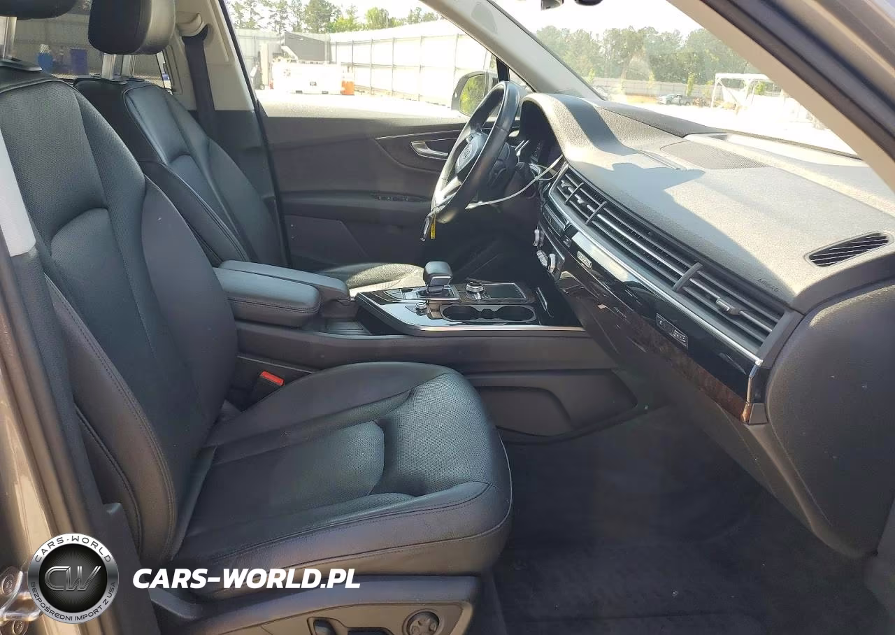 2018 Audi Q7 Prestige VIN:WA1VAAF73JD015562 - 7
