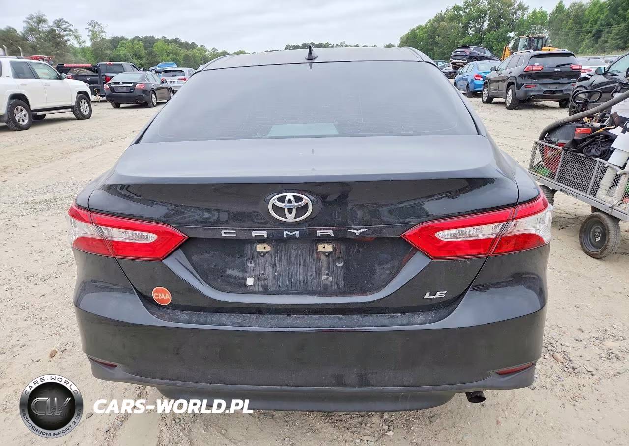 2019 Toyota Camry Le VIN:4T1B11HKXKU705302 - 6