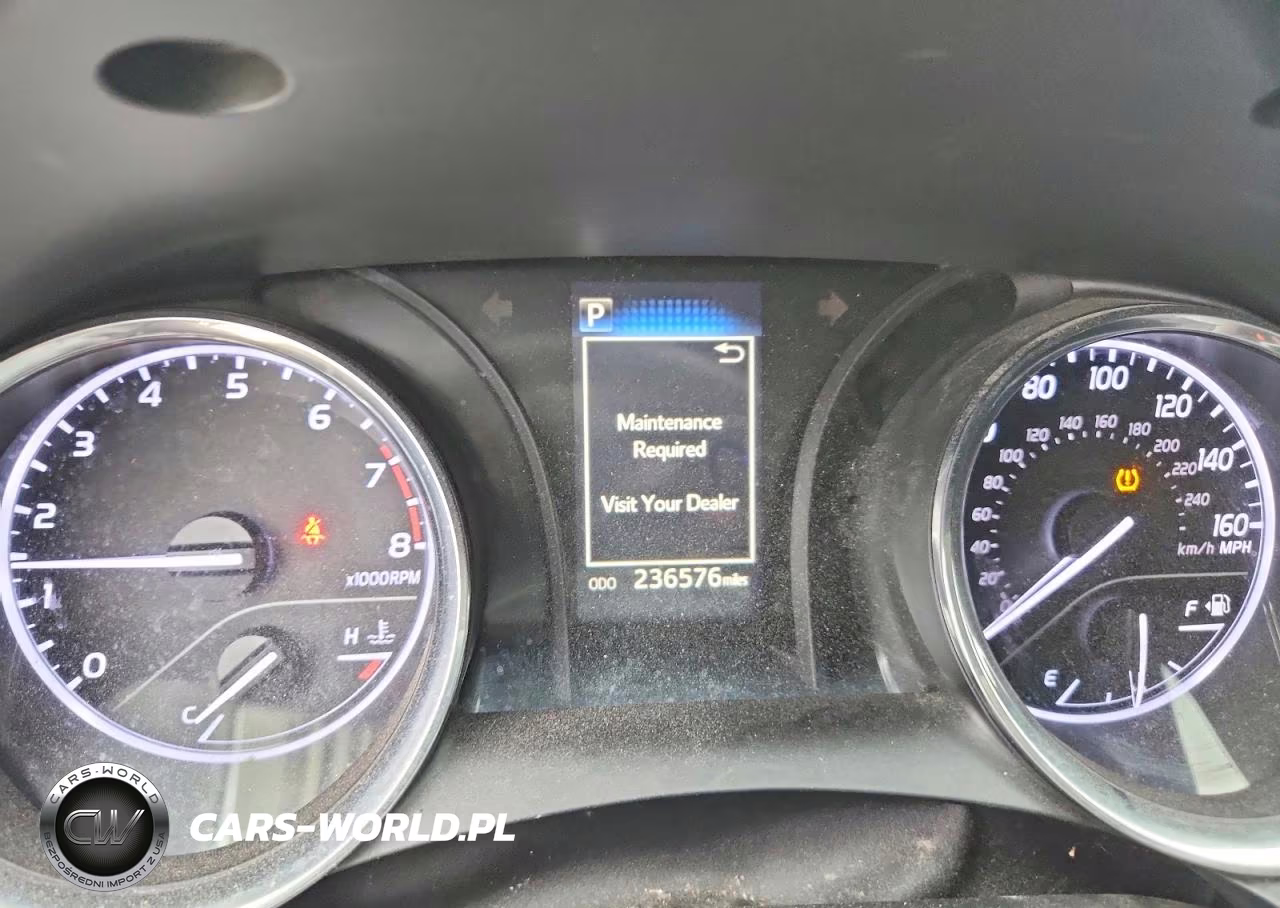 2019 Toyota Camry Le VIN:4T1B11HKXKU705302 - 9