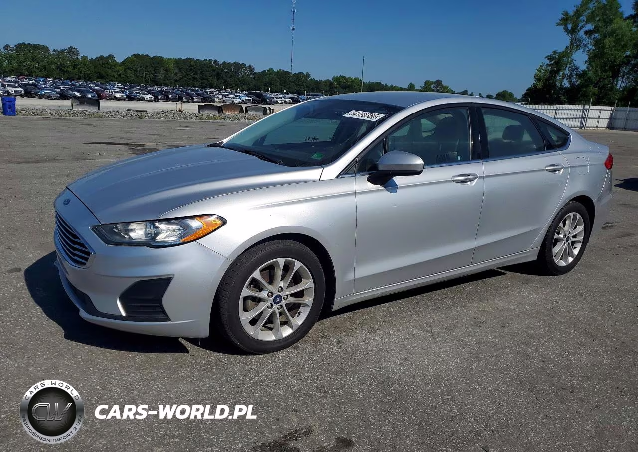 2019 Ford Fusion Se – zdjęcie 1 z 12