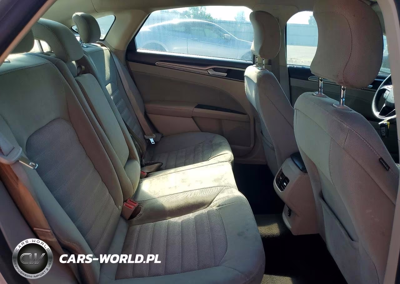 2019 Ford Fusion Se VIN:3FA6P0HD6KR145906 - 10