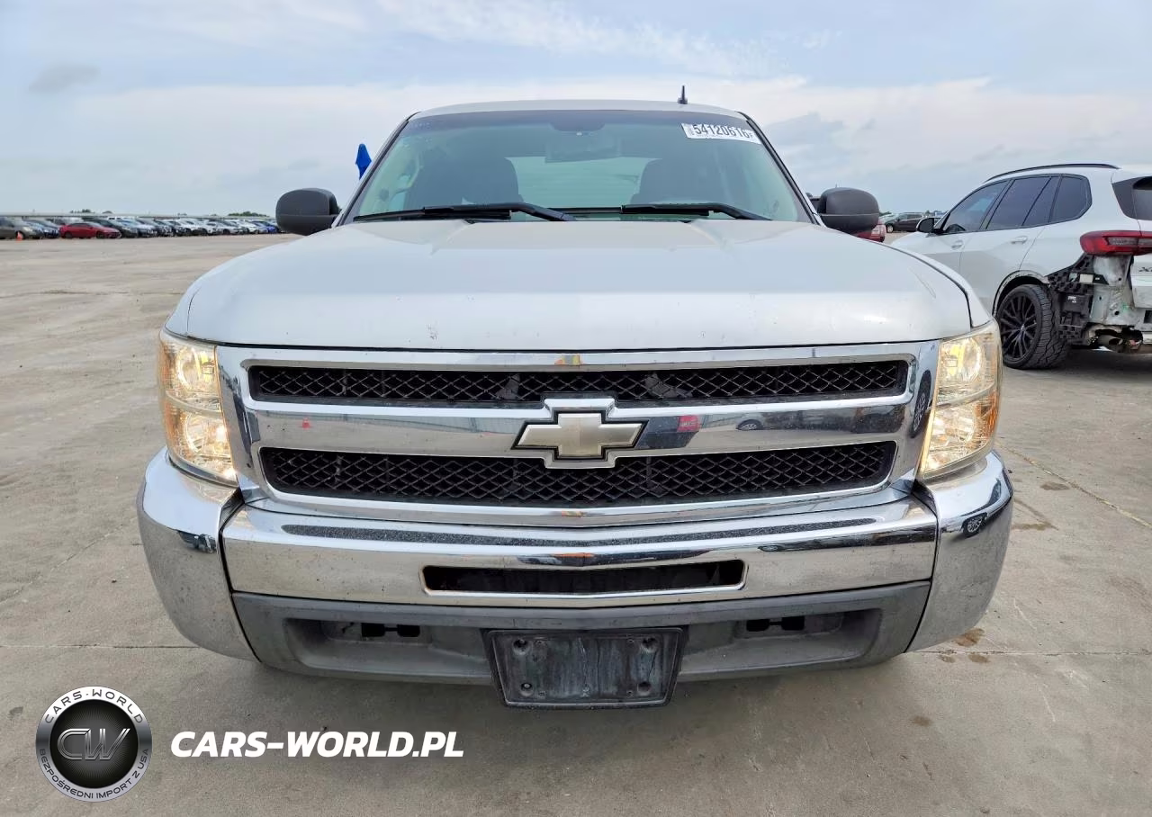 2012 Chevrolet Silverado C1500 Ls VIN:1GCRCREA7CZ339956 - 5