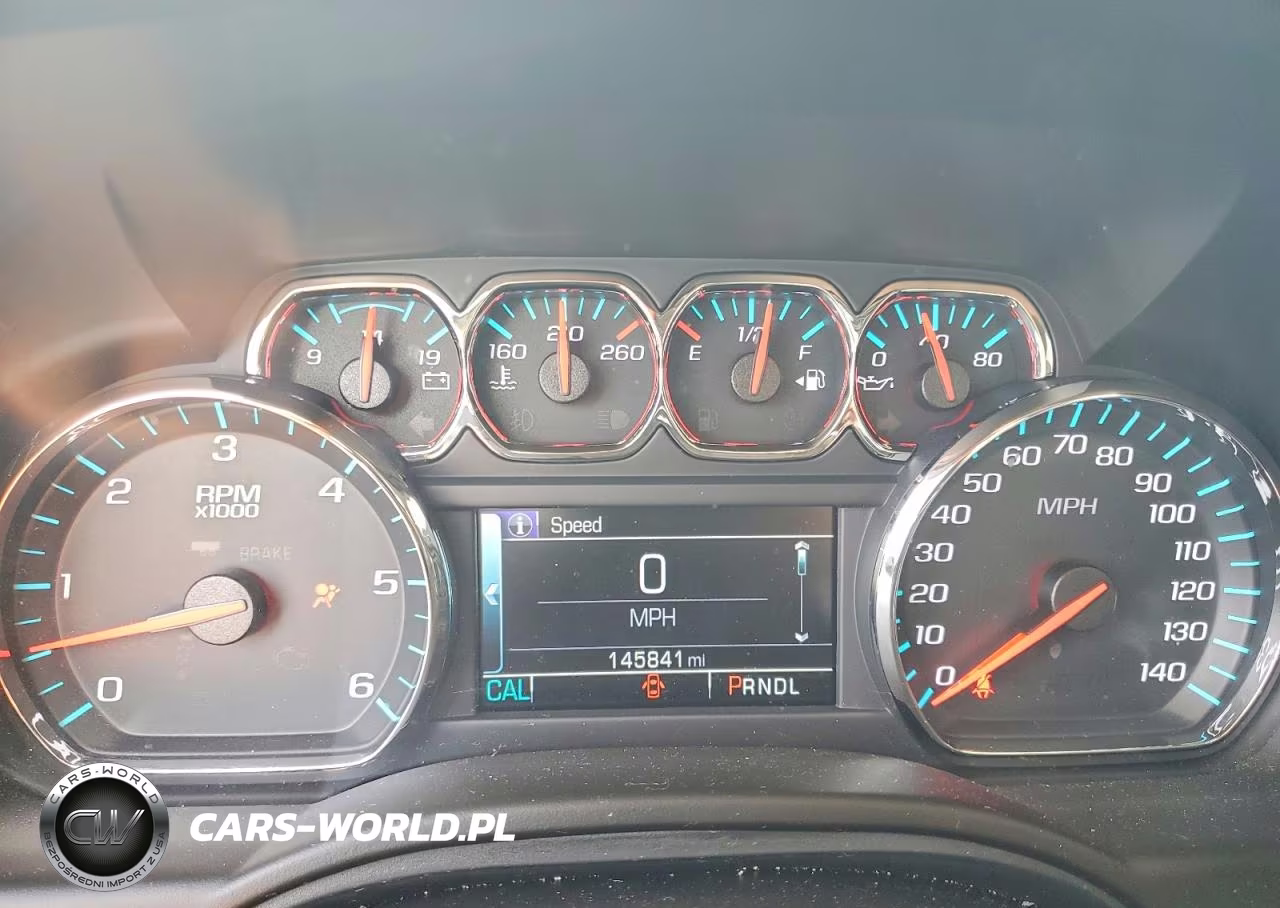 2017 Chevrolet Tahoe C1500 Lt VIN:1GNSCBKC1HR217798 - 9