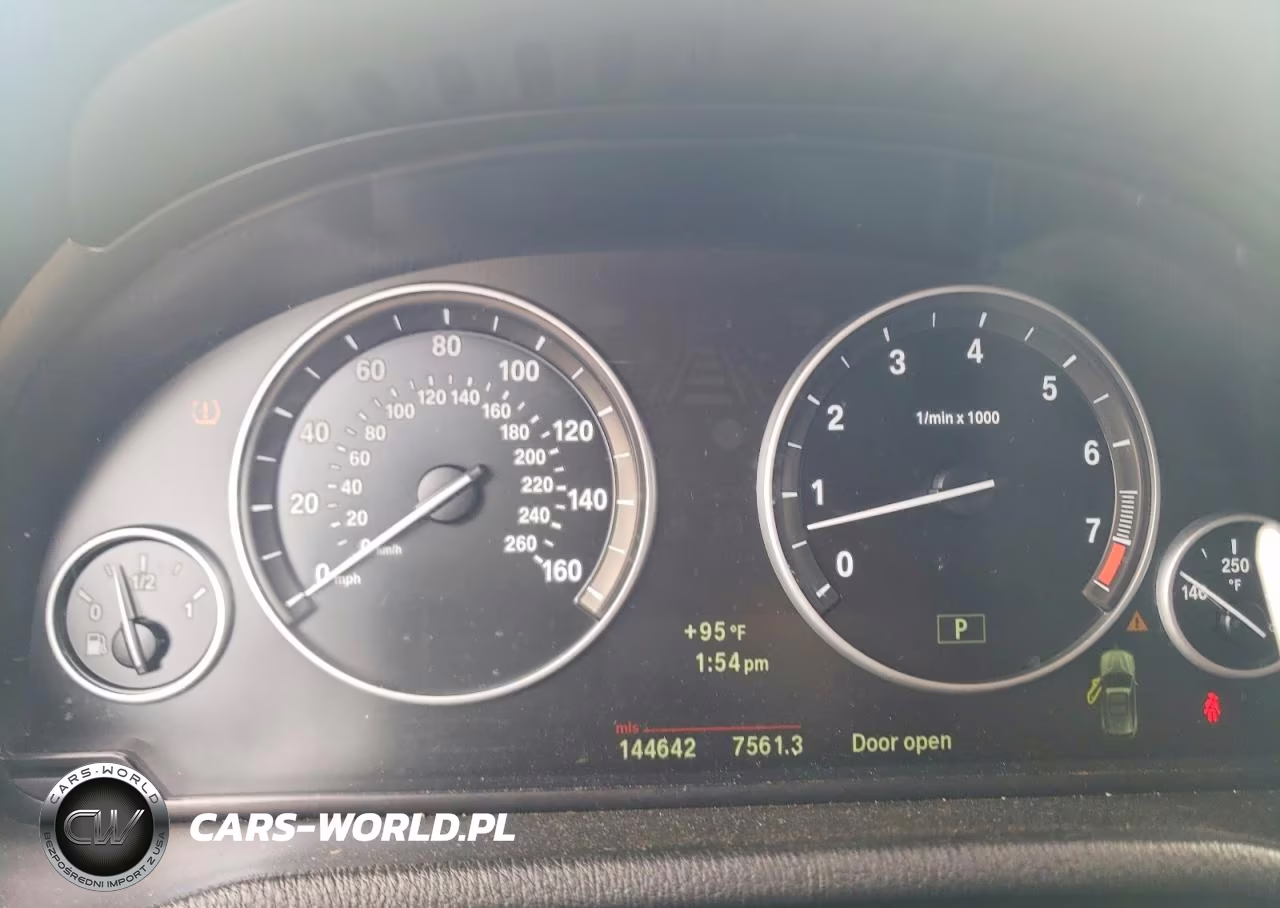2012 BMW X3 xDrive28I VIN:5UXWX5C52CL727751 - 9