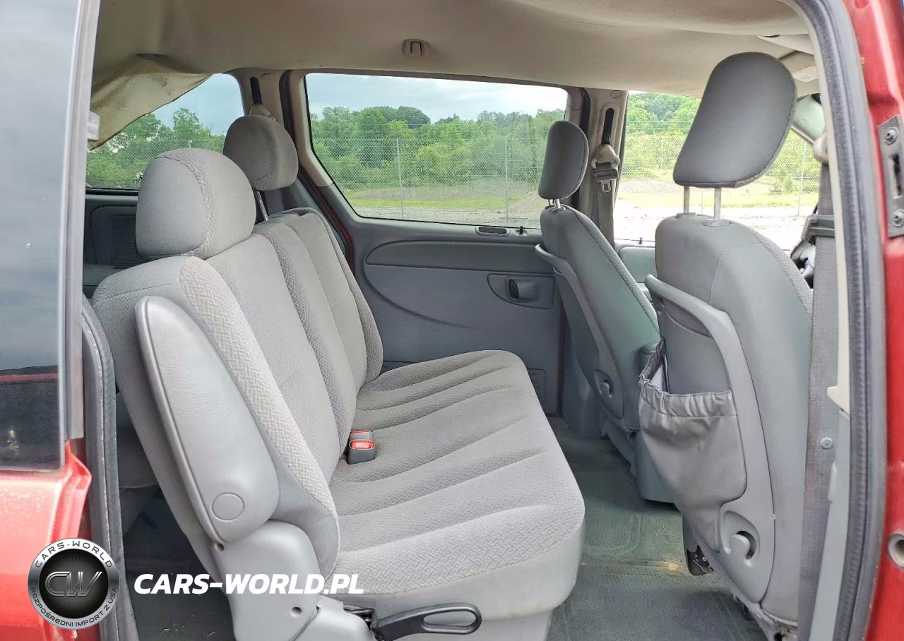 2006 Chrysler Town & Country VIN:1A8GP45RX6B753534 - 11
