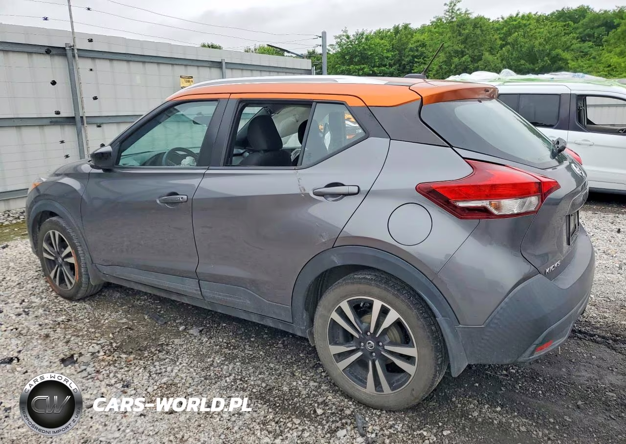 2019 Nissan Kicks Sv VIN:3N1CP5CU1KL566780 - 2