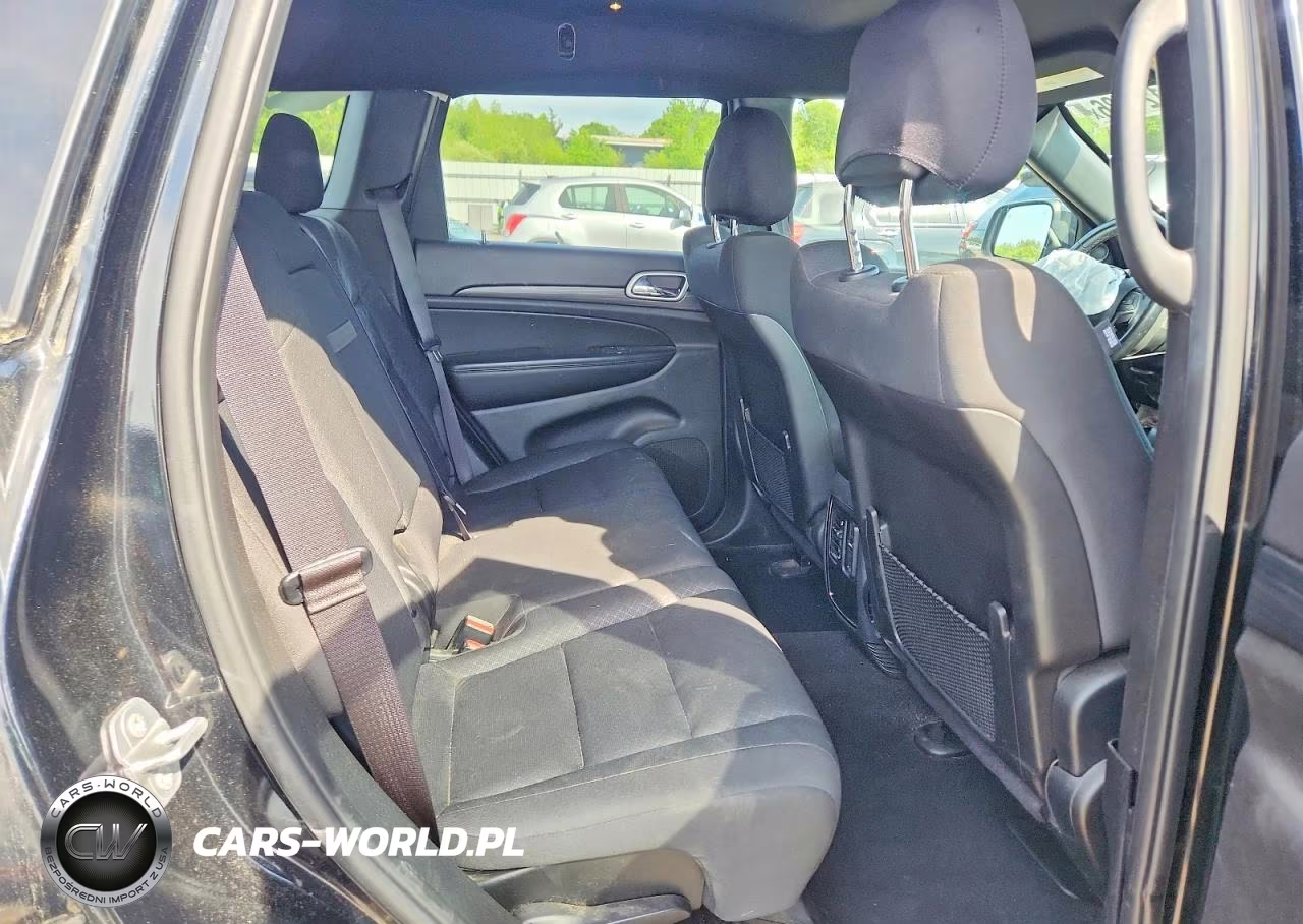 2019 Jeep Grand Cherokee Laredo VIN:1C4RJFAG3KC815930 - 11