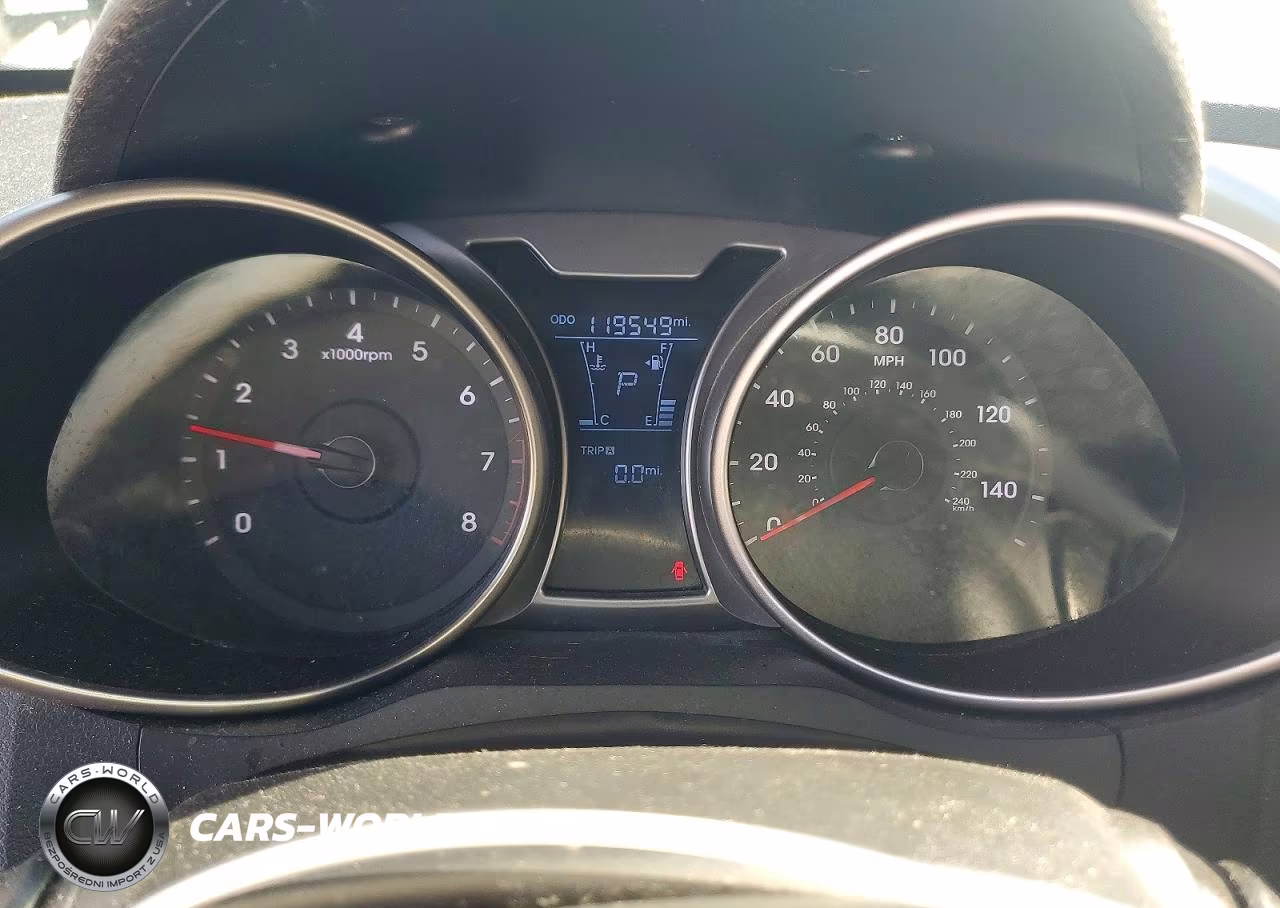 2012 Hyundai Veloster Base VIN:KMHTC6AD1CU072598 - 9