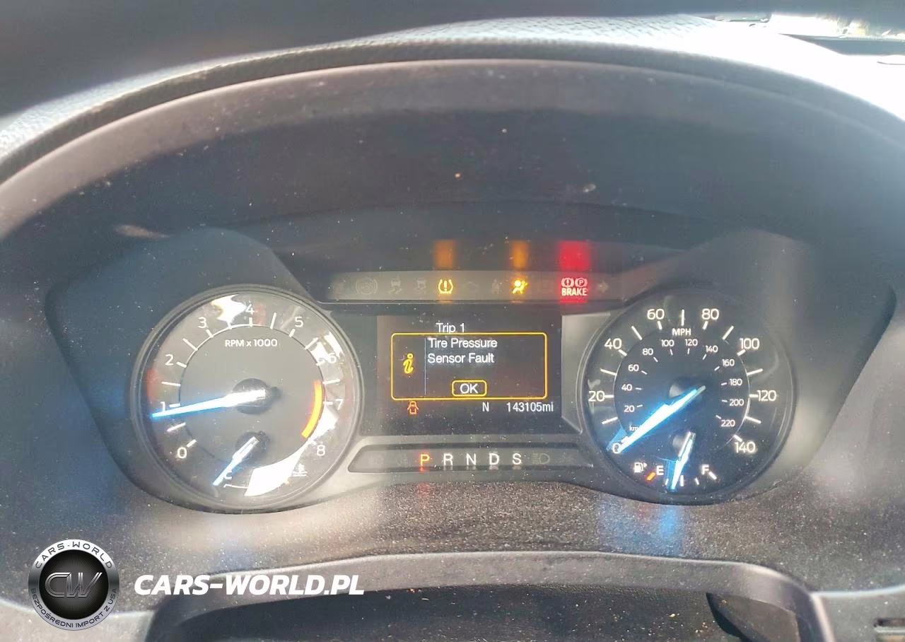 2017 Ford Explorer 4 VIN:1FM5K8B81HGD82278 - 9