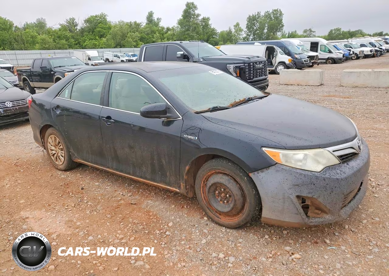 2013 Toyota Camry Hybrid Le VIN:4T1BD1FKXDU075908 - 4