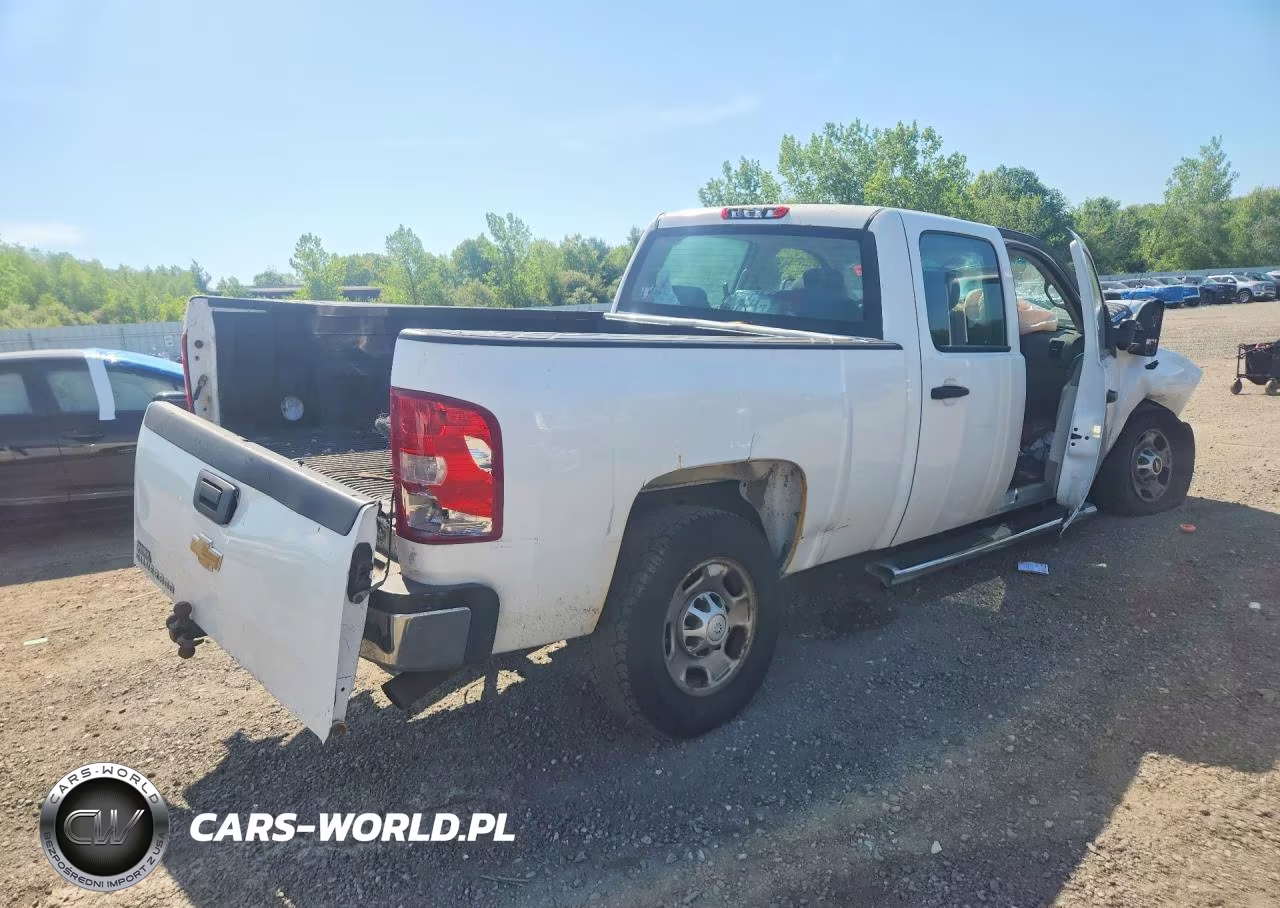 2013 Chevrolet Silverado K2500 Heavy Duty VIN:1GC1KVCG2DF184154 - 3