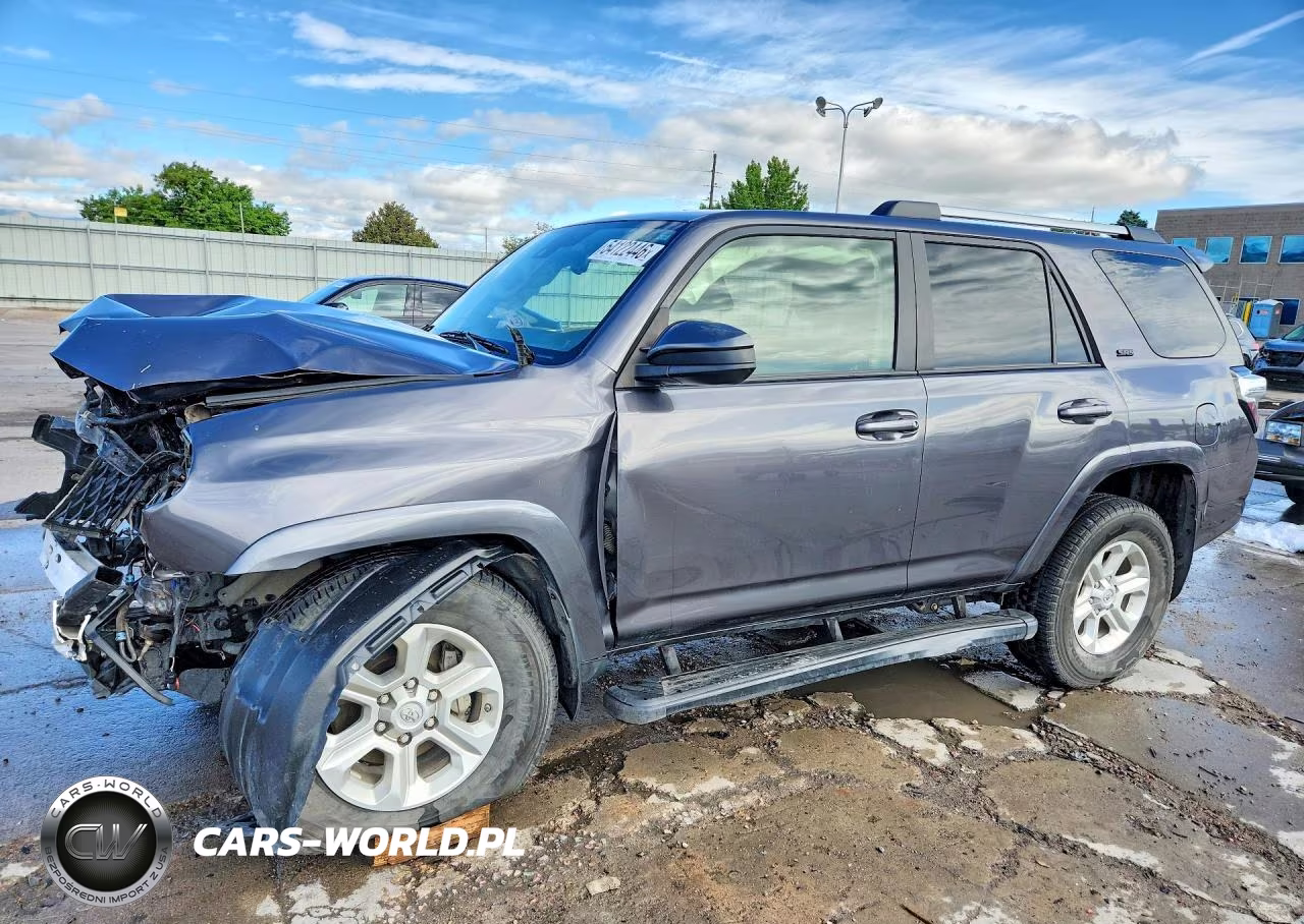 2020 Toyota 4Runner Sr5