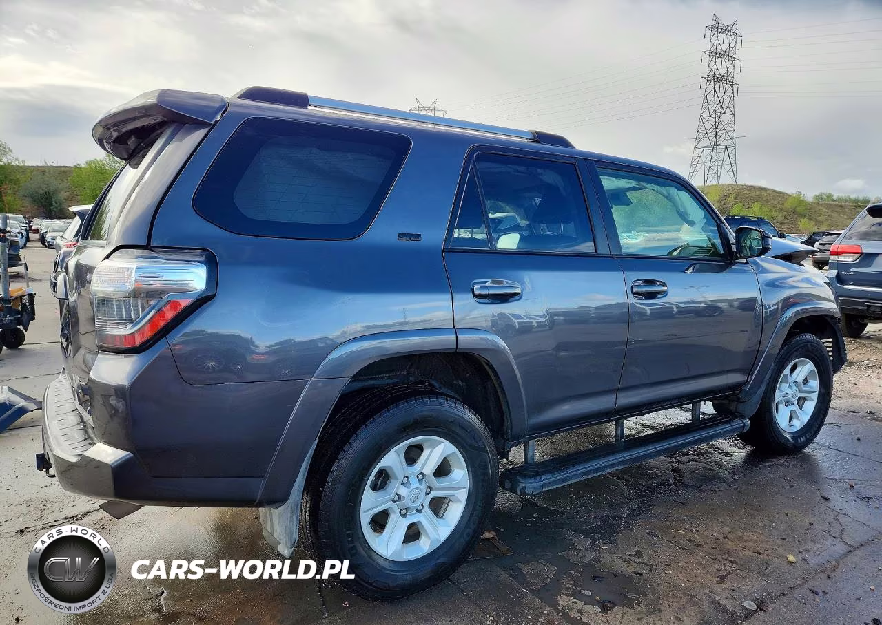 2020 Toyota 4Runner Sr5 VIN:JTEBU5JR1L5756737 - 3