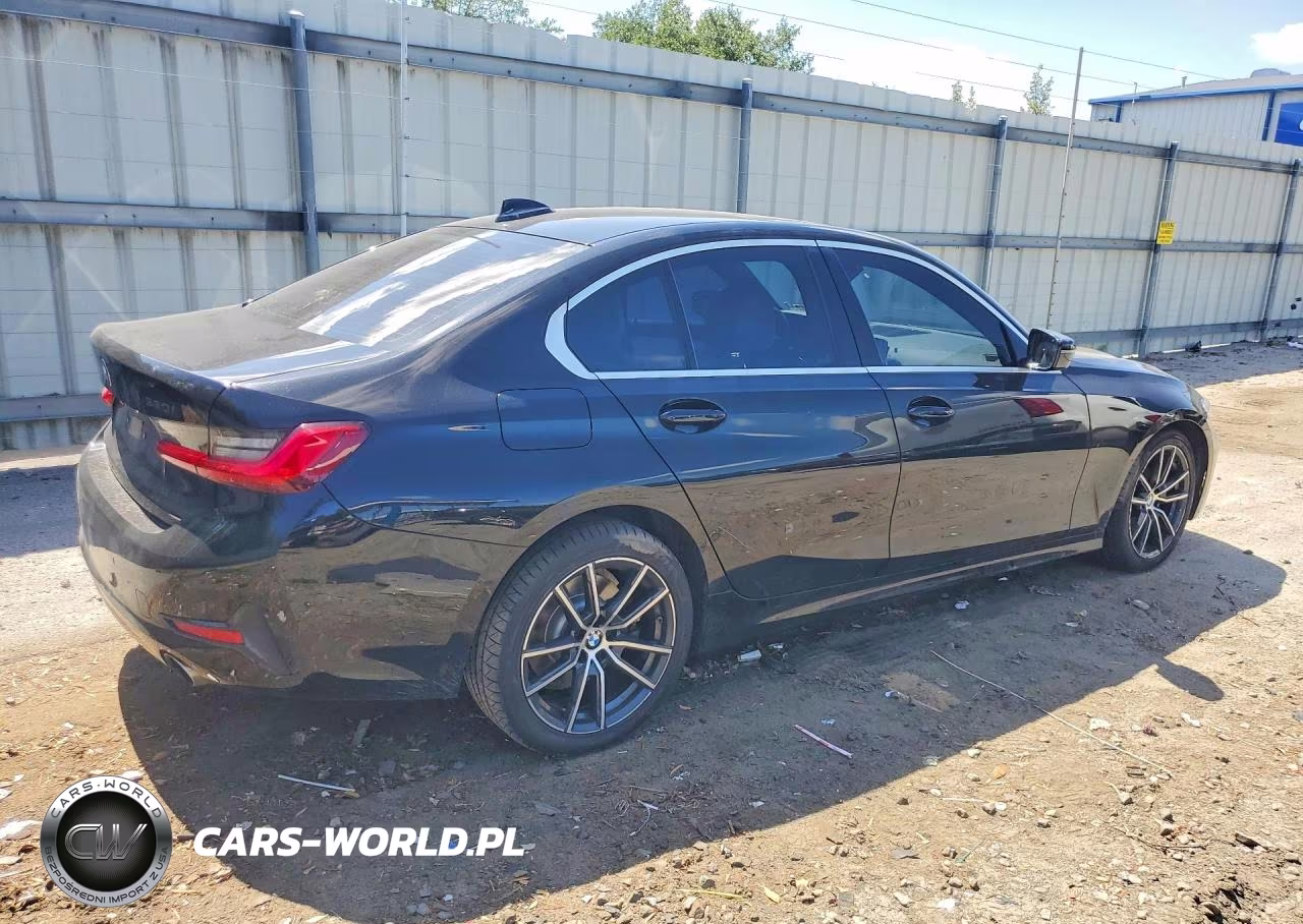 2019 BMW 330Xi VIN:WBA5R7C59KAJ87308 - 3