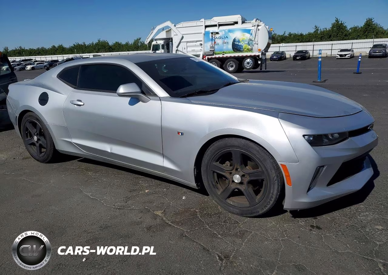 2018 Chevrolet Camaro Lt VIN:1G1FB1RX9J0148104 - 4