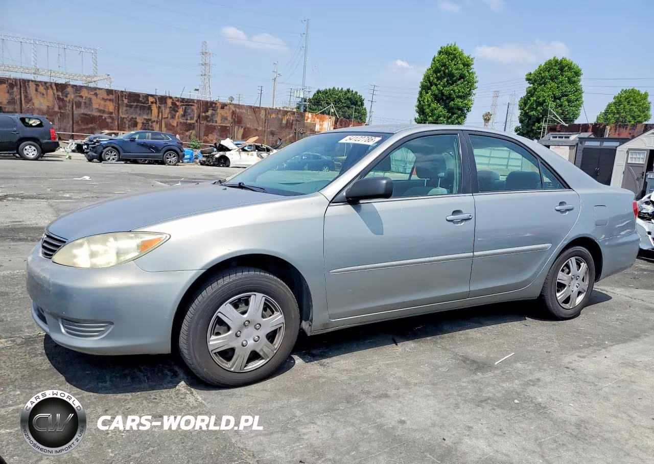 2006 Toyota Camry Le – zdjęcie 1 z 12