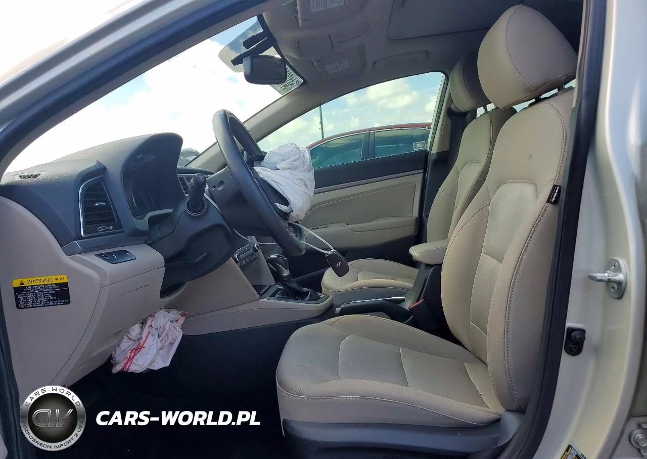 2017 Hyundai Elantra Value Edition VIN:5NPD84LF7HH175071 - 7