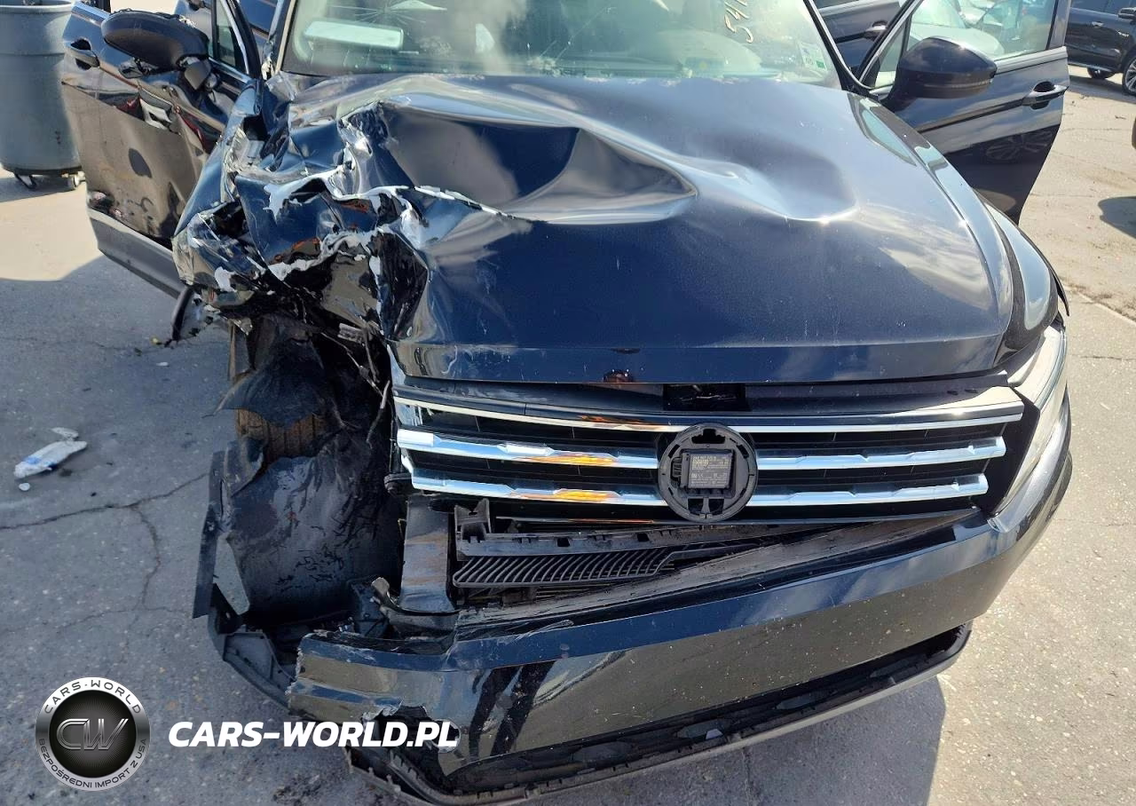 2018 Volkswagen Tiguan Se VIN:3VV3B7AX1JM008748 - 11
