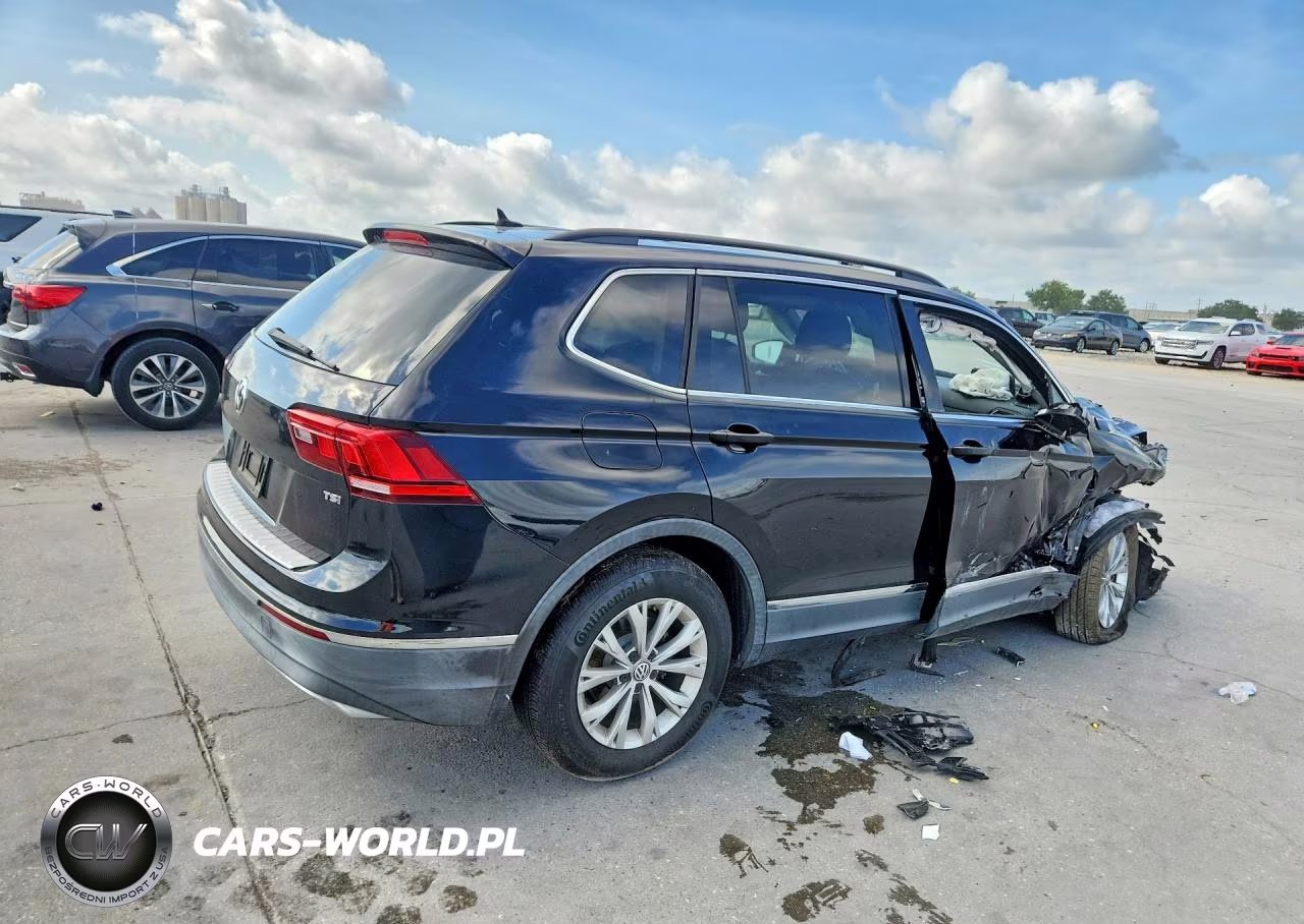 2018 Volkswagen Tiguan Se VIN:3VV3B7AX1JM008748 - 3