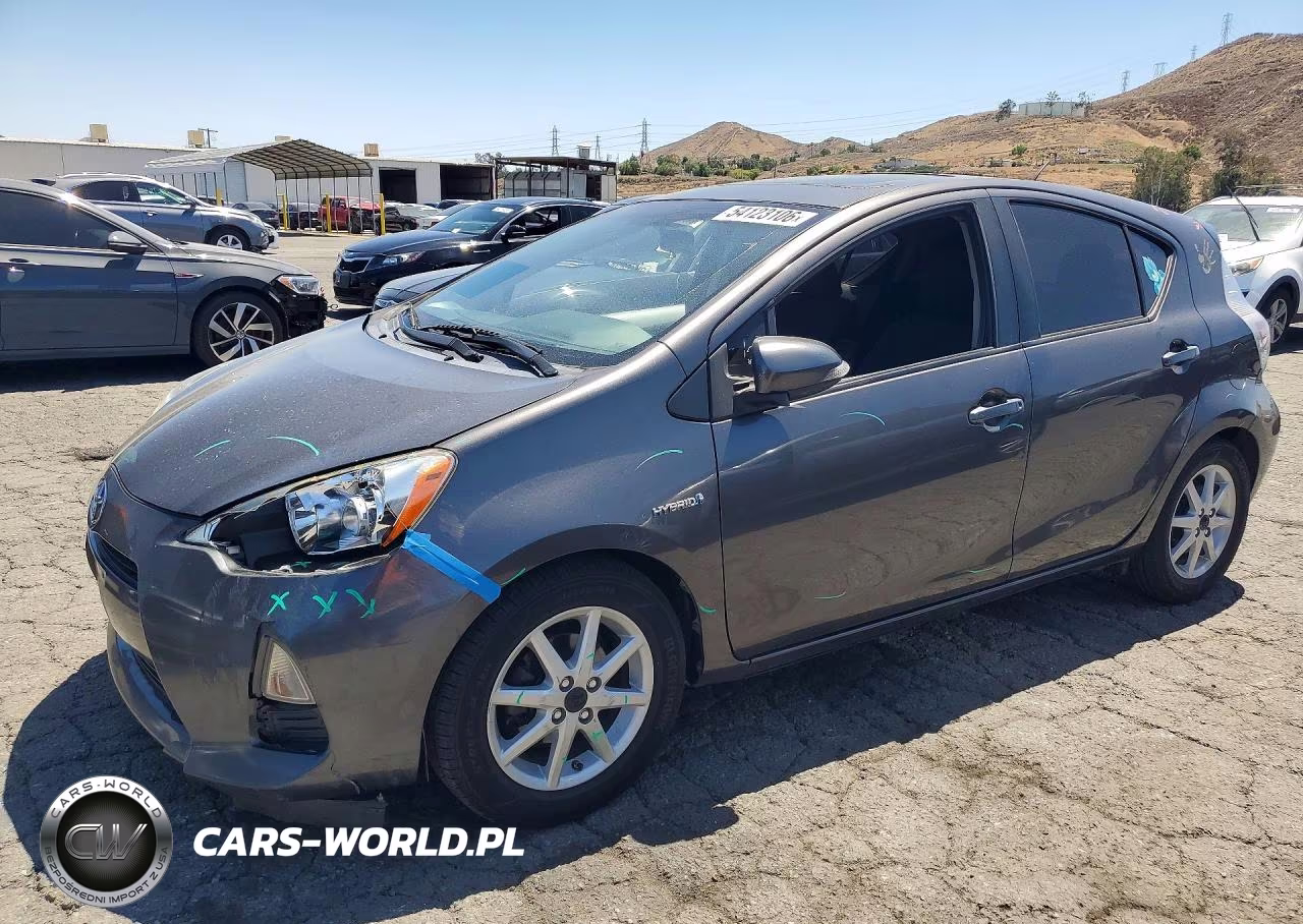2014 Toyota Prius C Three