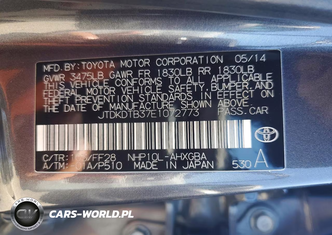 2014 Toyota Prius C Three VIN:JTDKDTB37E1072773 - 12