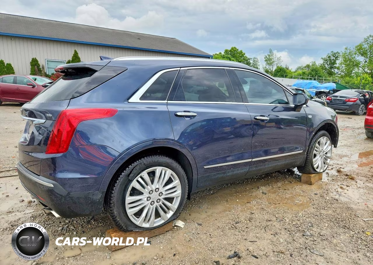 2018 Cadillac Xt5 Premium Luxury VIN:1GYKNERS5JZ141861 - 3