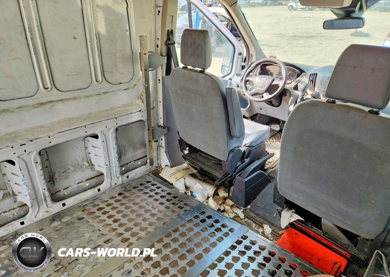 2018 Ford Transit T-250 VIN:1FTYR2CM8JKA23955 - 11