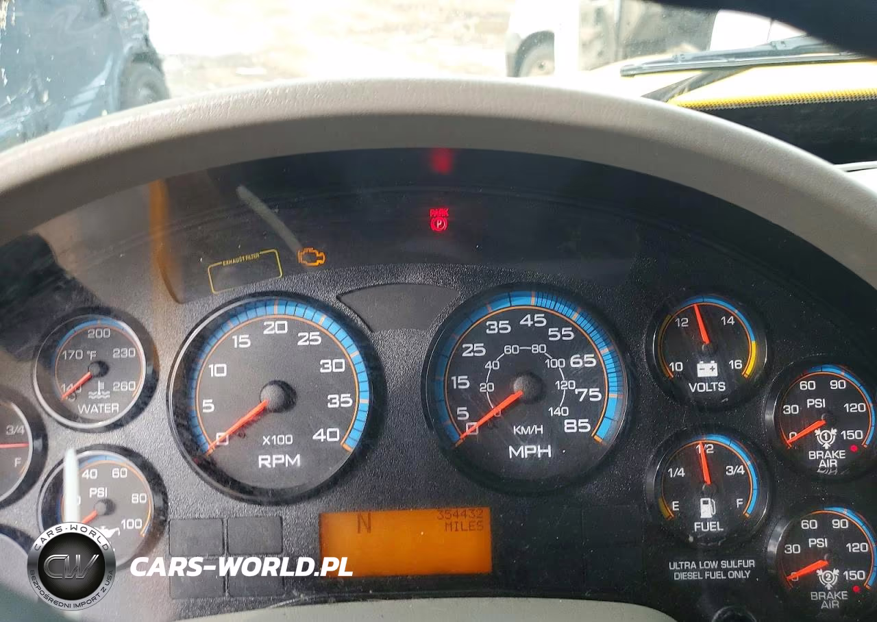 2018 International 4300 Box Truck VIN:1HTMMMML1JH420373 - 9