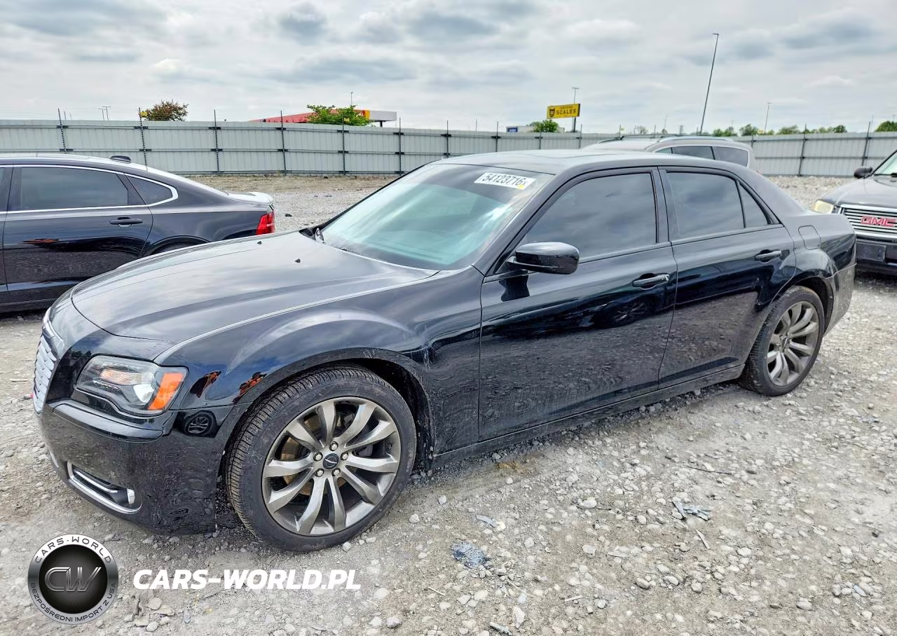 2014 Chrysler 300 S – zdjęcie 1 z 12