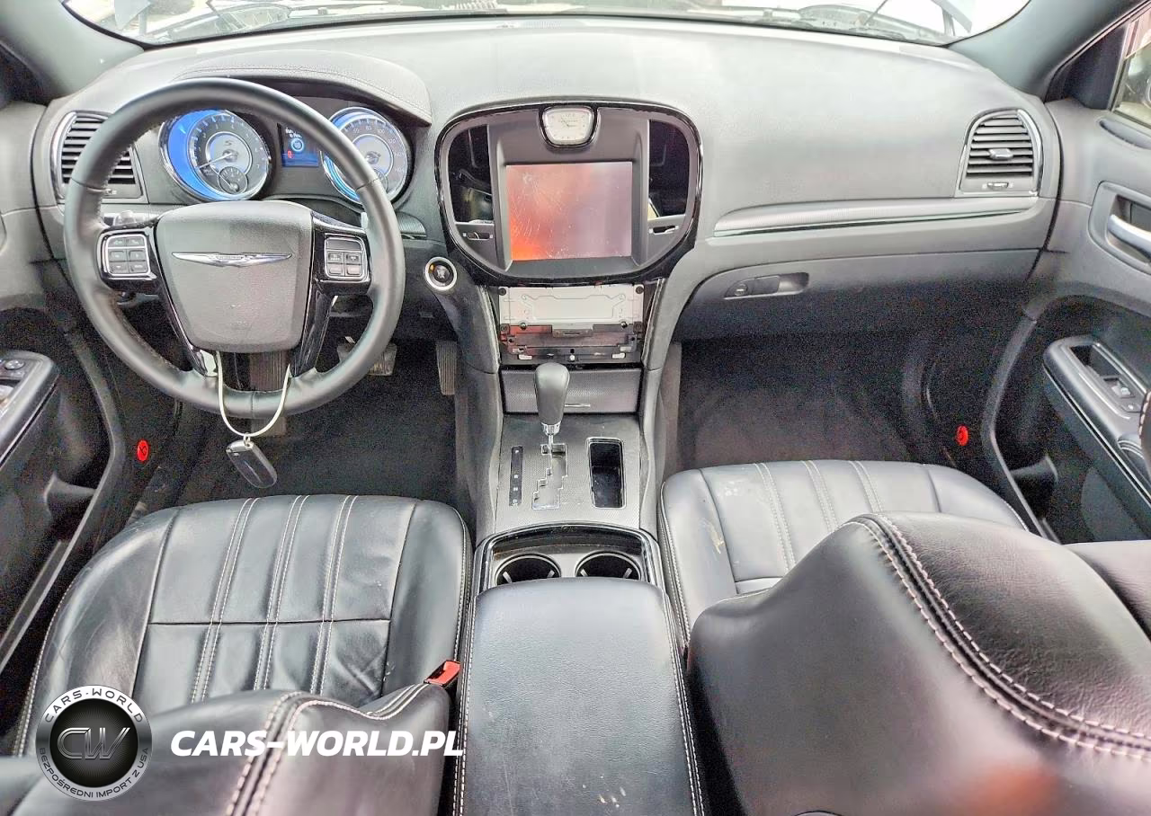 2014 Chrysler 300 S VIN:2C3CCABT3EH339974 - 8