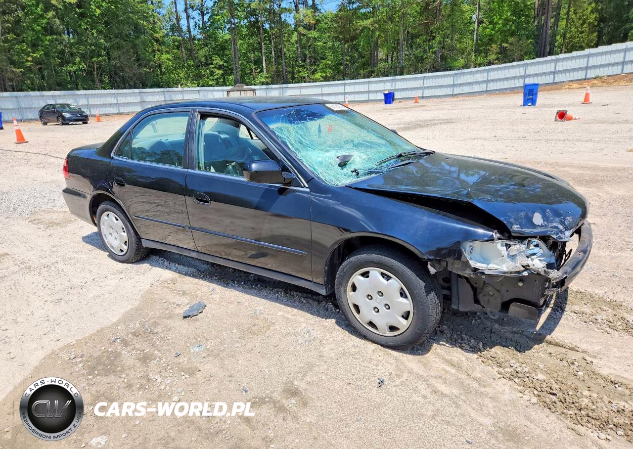 2000 Honda Accord Lx VIN:1HGCG5649YA130690 - 4