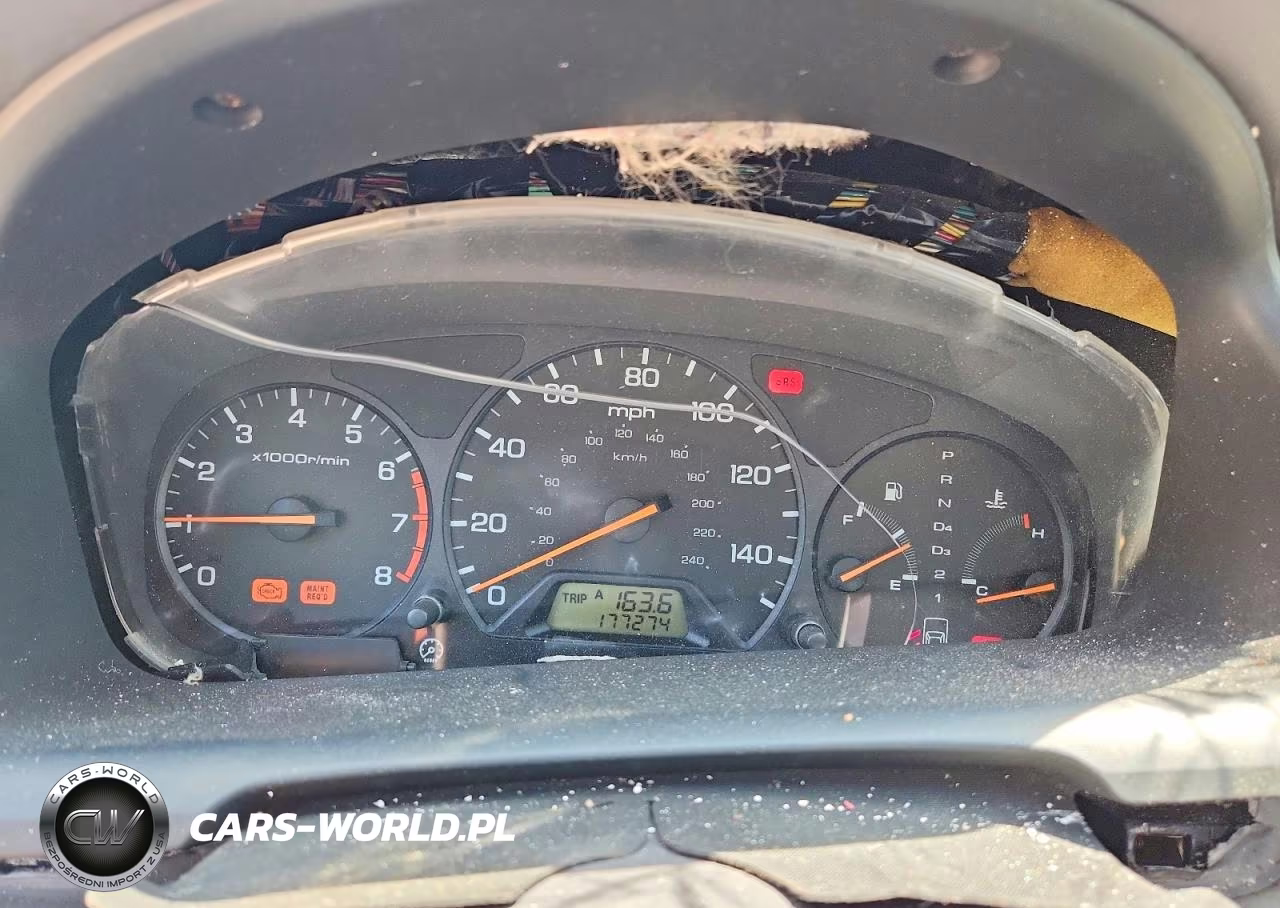 2000 Honda Accord Lx VIN:1HGCG5649YA130690 - 9