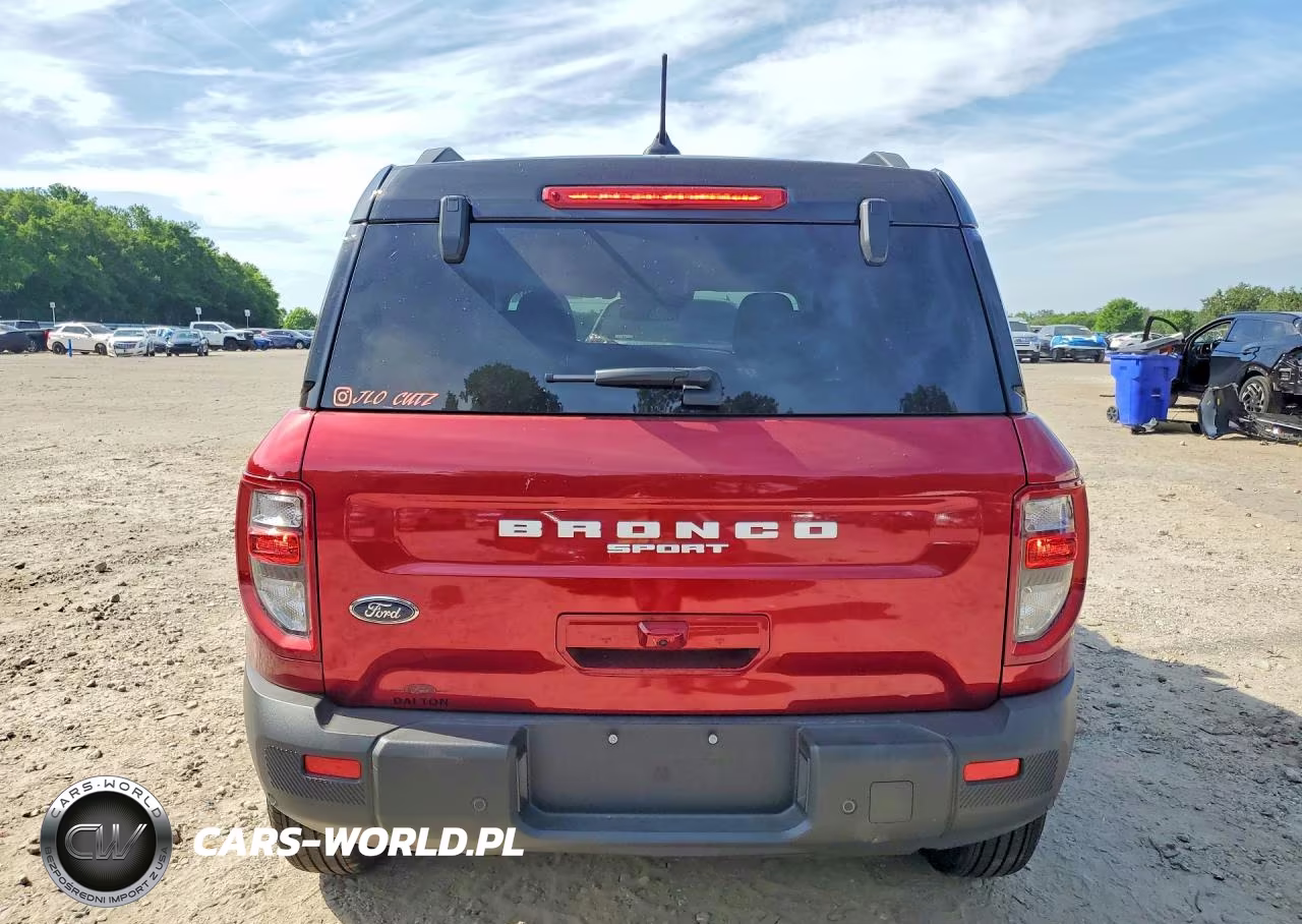 2025 Ford Bronco Sport Outer Banks VIN:3FMCR9CN3SRF68594 - 6