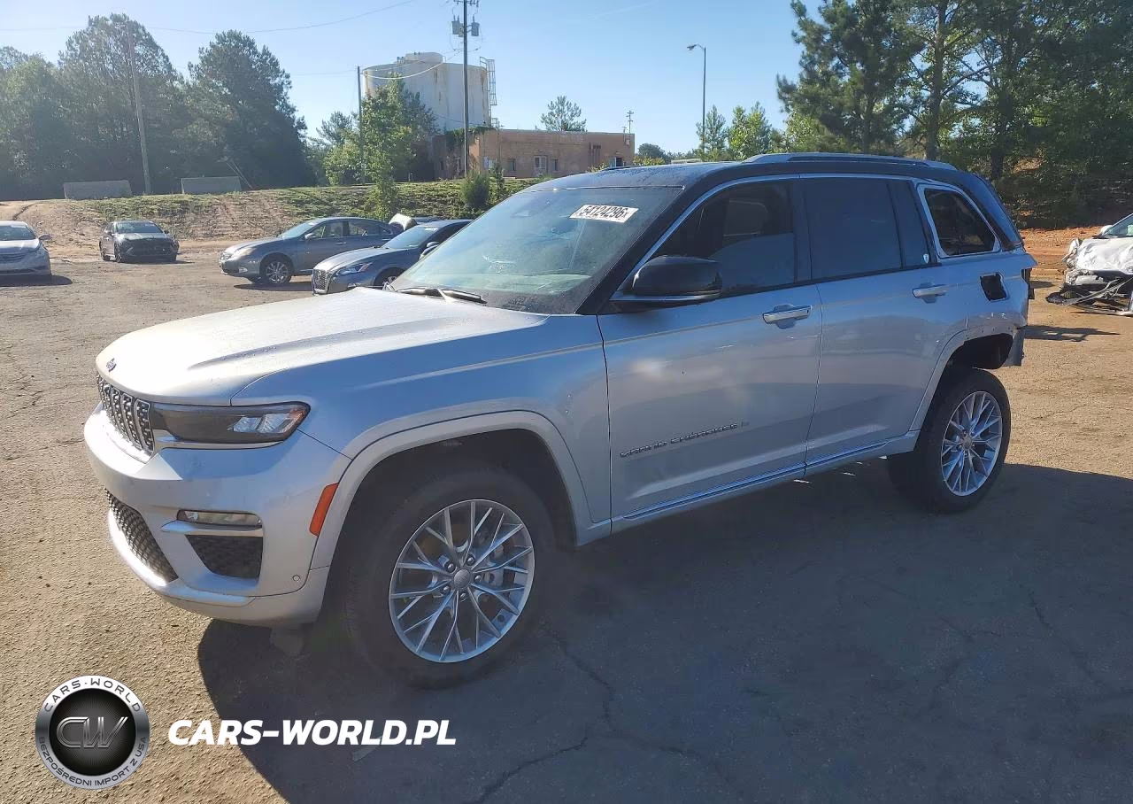 2022 Jeep Grand Cherokee Summit – zdjęcie 1 z 13