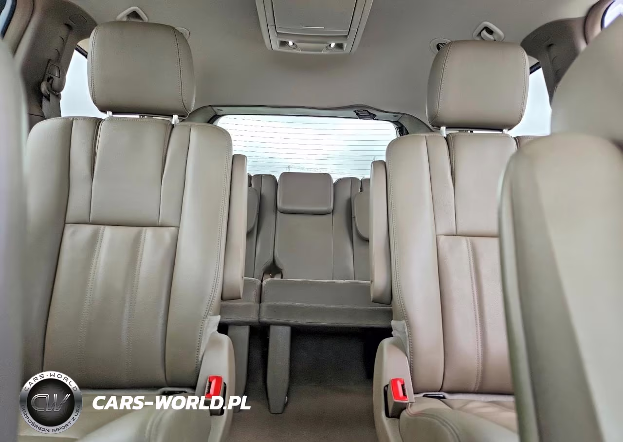 2014 Chrysler Town & Country Touring VIN:2C4RC1BG0ER464921 - 10