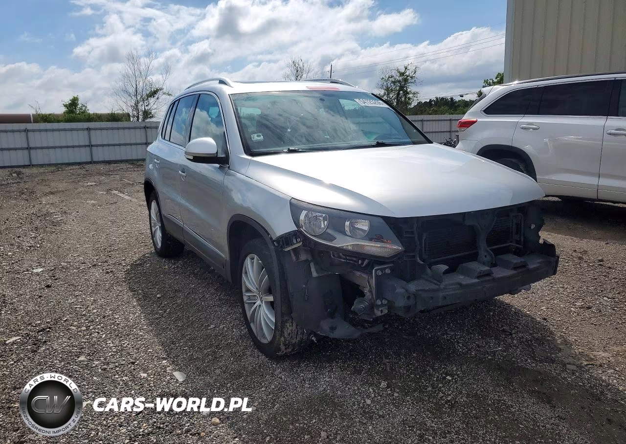 2013 Volkswagen Tiguan S VIN:WVGAV3AX0DW563213 - 4