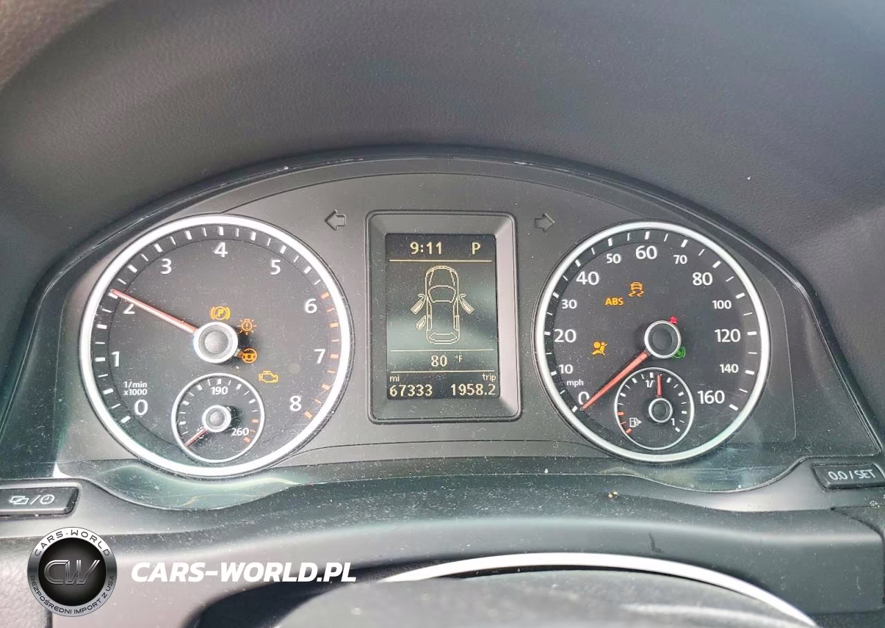 2013 Volkswagen Tiguan S VIN:WVGAV3AX0DW563213 - 9