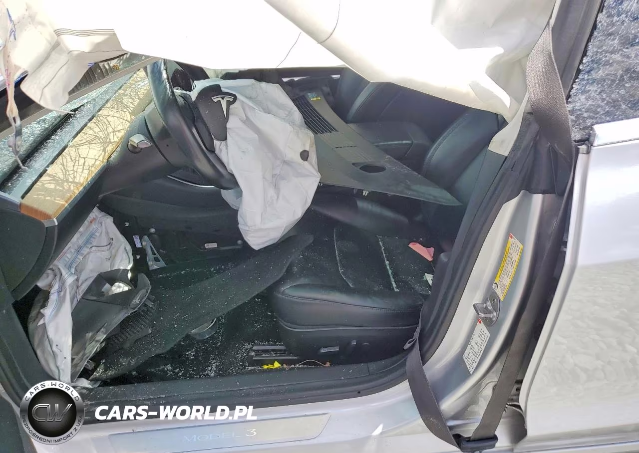 2018 Tesla Model 3 VIN:5YJ3E1EA0JF037476 - 7