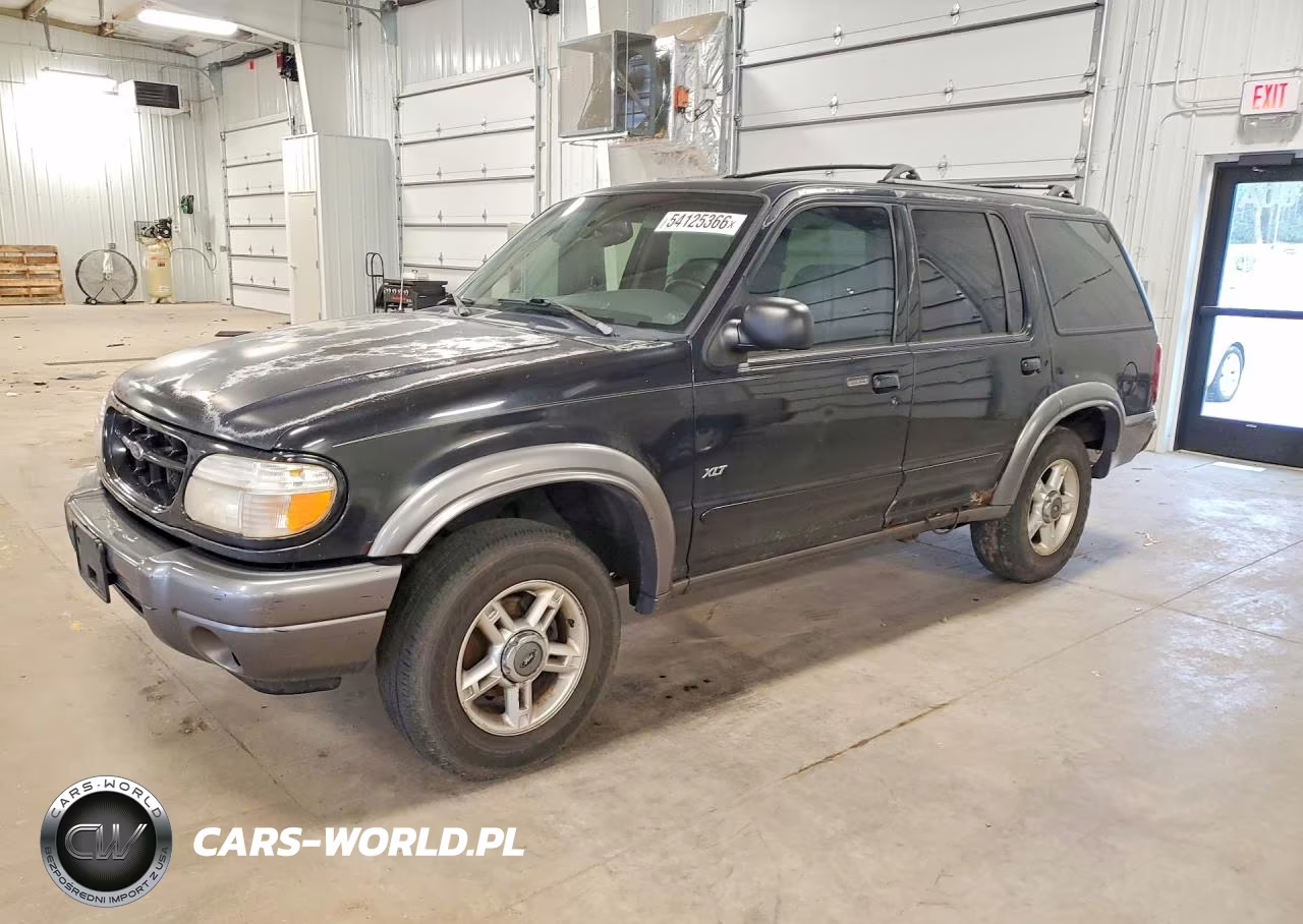 2000 Ford Explorer Xlt