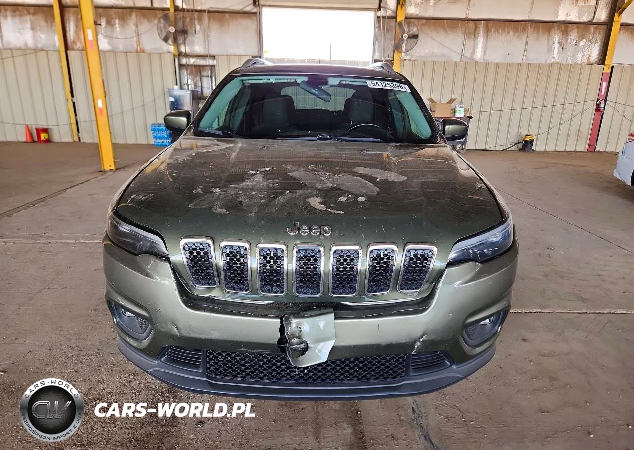 2019 Jeep Cherokee Latitude VIN:1C4PJMCX5KD418609 - 5