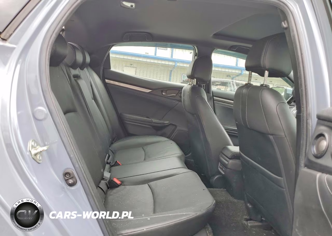 2019 Honda Civic Sport Touring VIN:SHHFK7H98KU210087 - 10