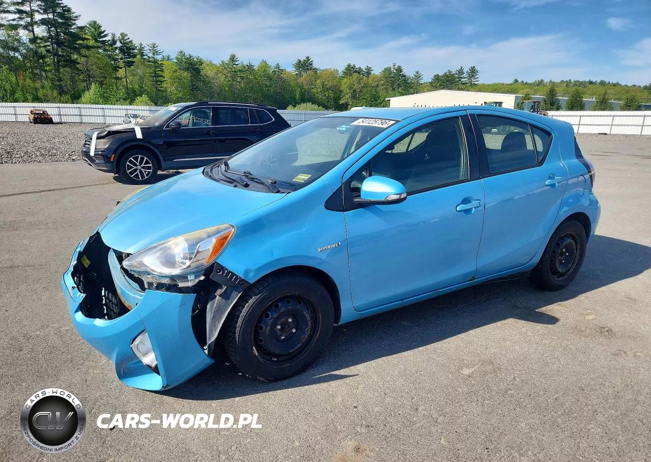 2015 Toyota Prius C Two