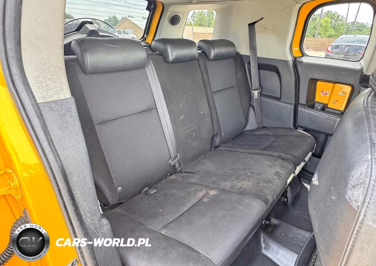2007 Toyota Fj Cruiser Base VIN:JTEBU11FX70045071 - 6